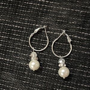 Elegant Silver Tone and White Pearl Color Bead Hoop Earrings